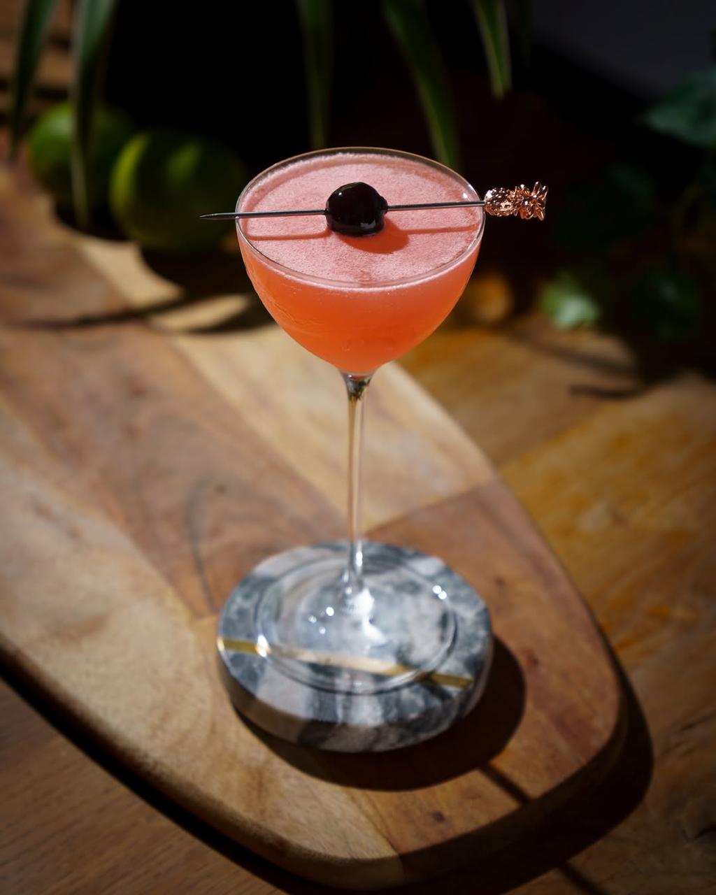 Bonus Look Cocktail