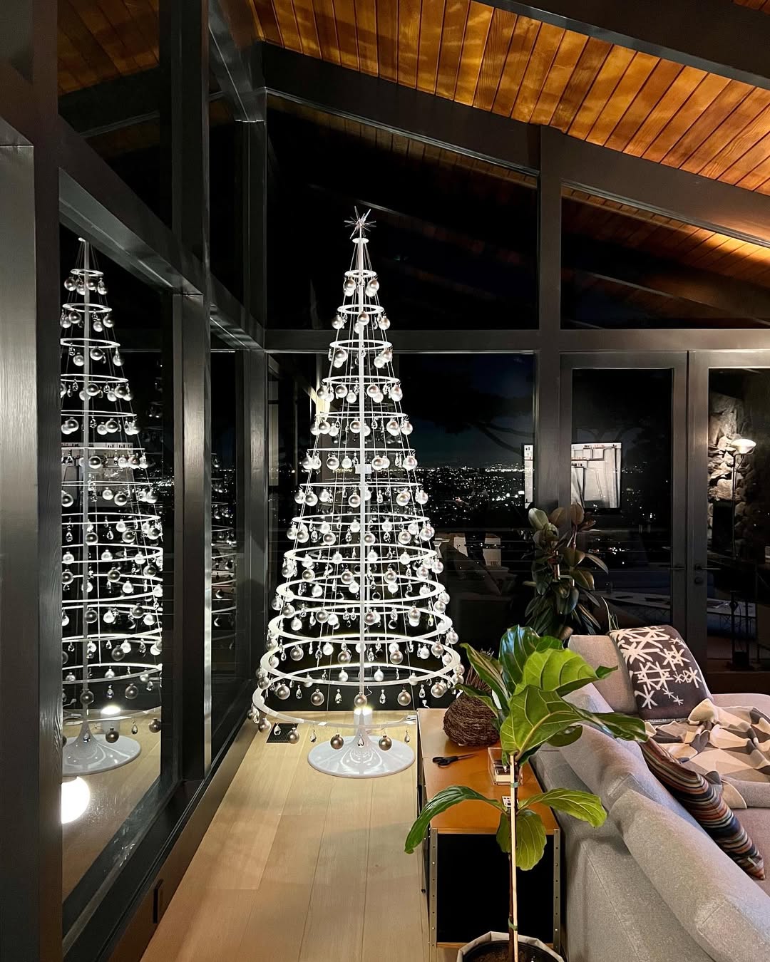 Modern Christmas Tree Ideas