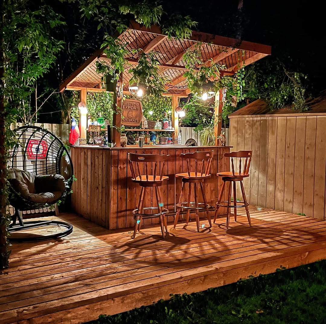 Backyard Bar