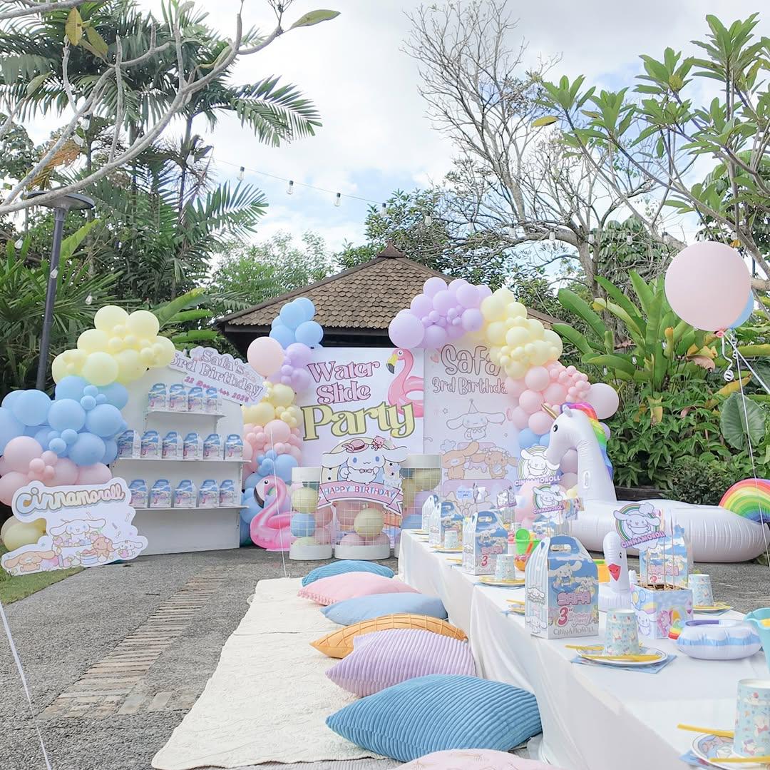 Convite Pool Party Themes
