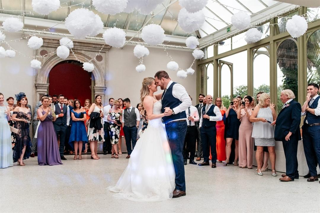 Slow Songs & Couple Dances