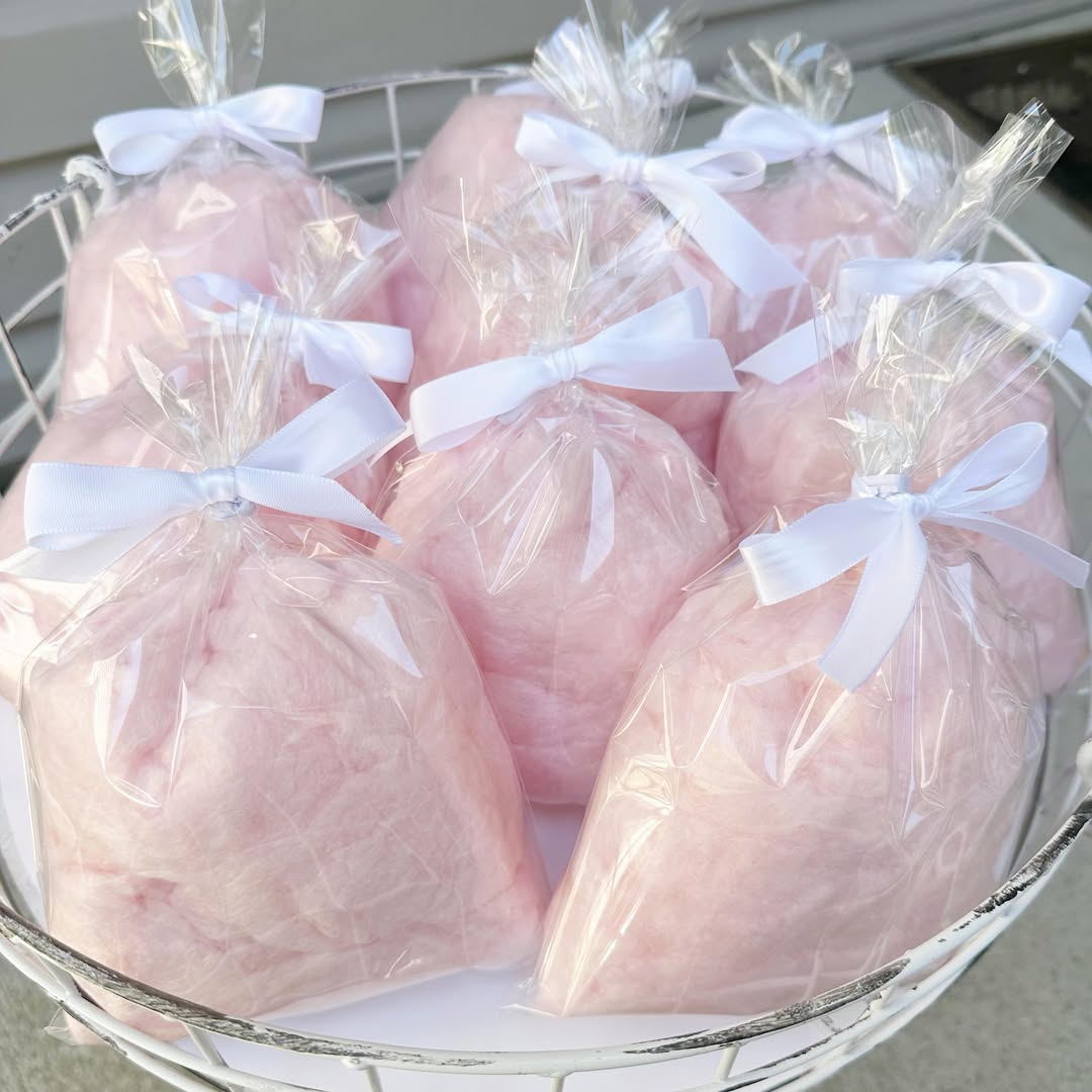 Cotton candy in clear bags with ribbons