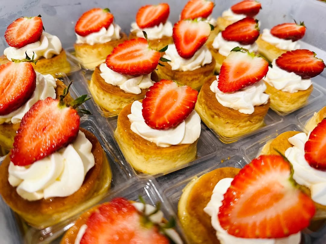 Mini flan cups