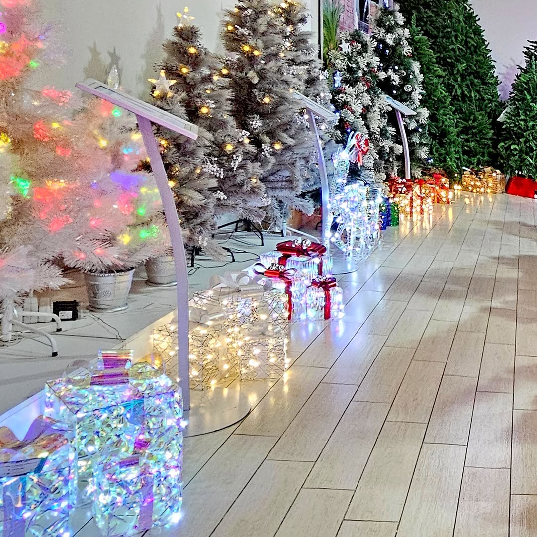 Light-Up Gift Boxes