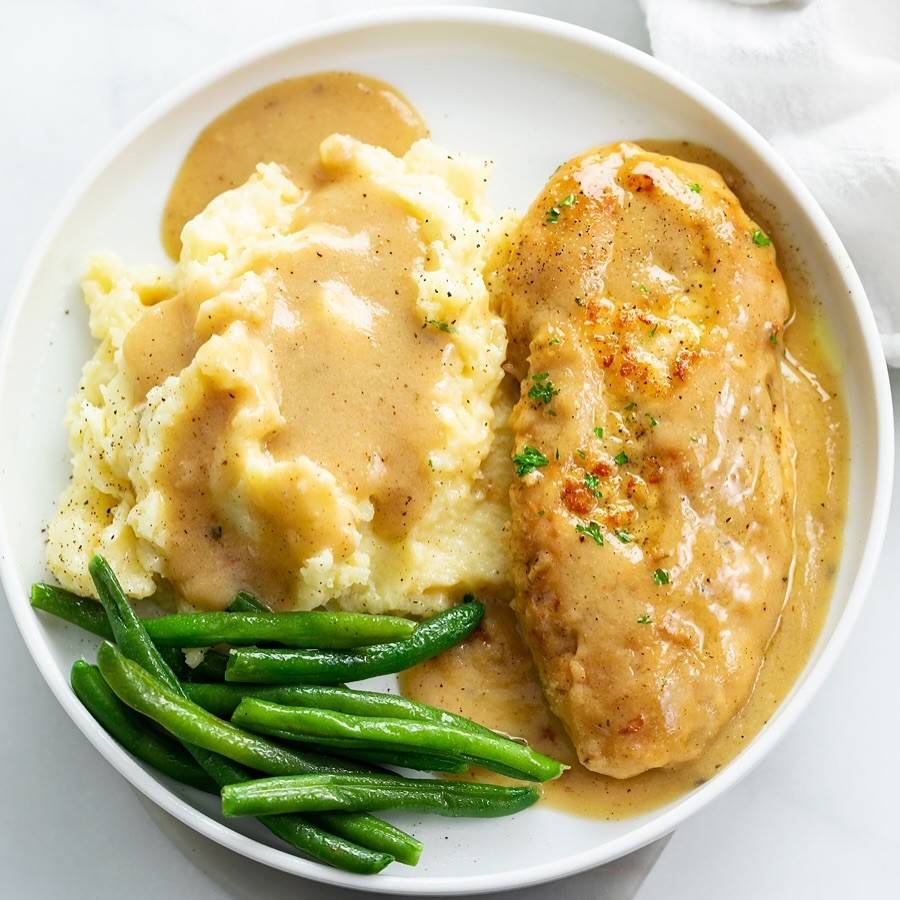 Mashed Potatoes with Gravy 🥔