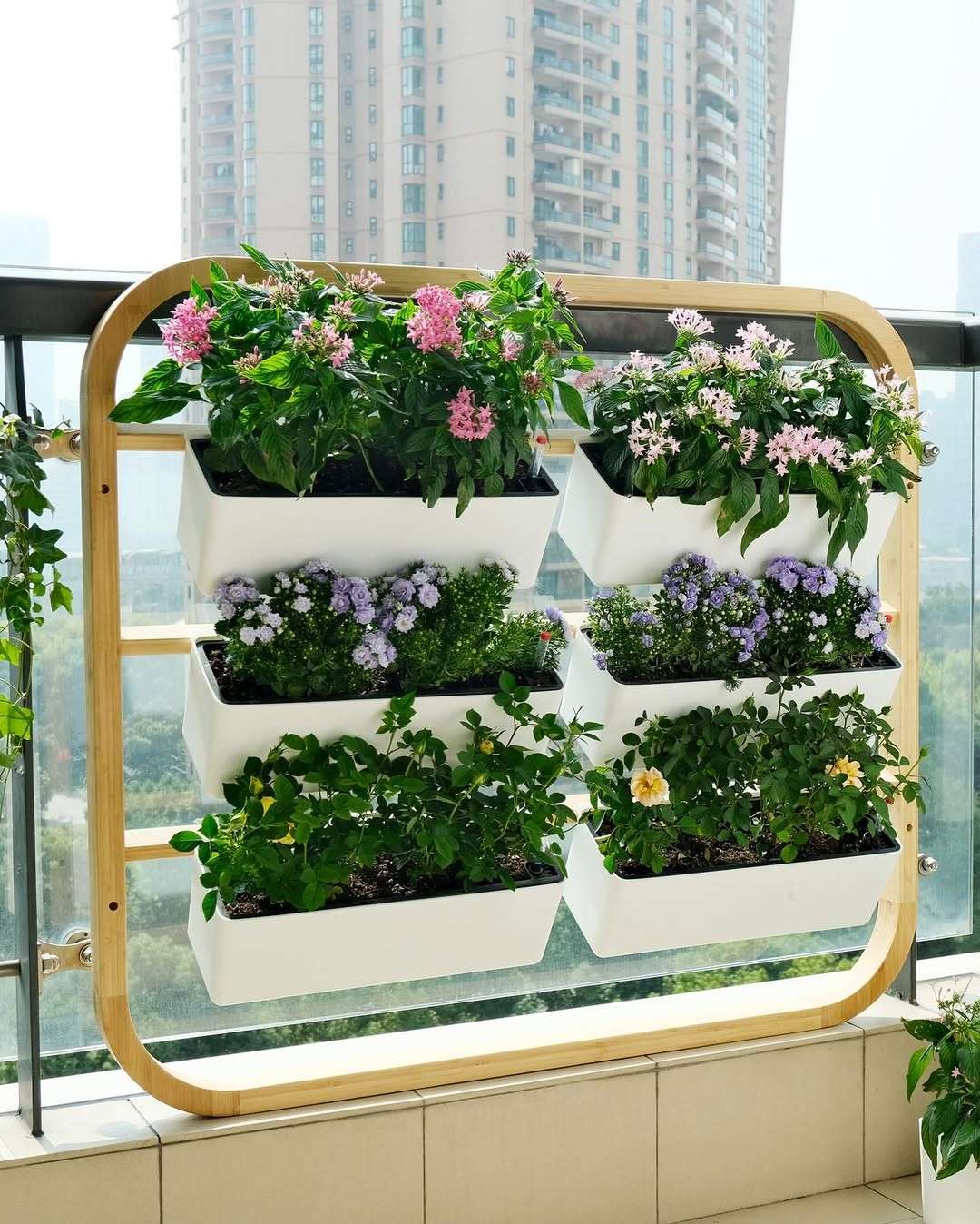 Foldable Vertical Garden Stand