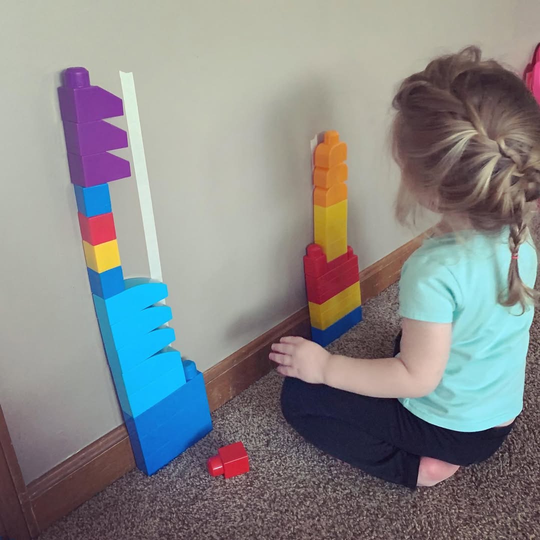 Tower Building with Straws or Blocks 🏗️