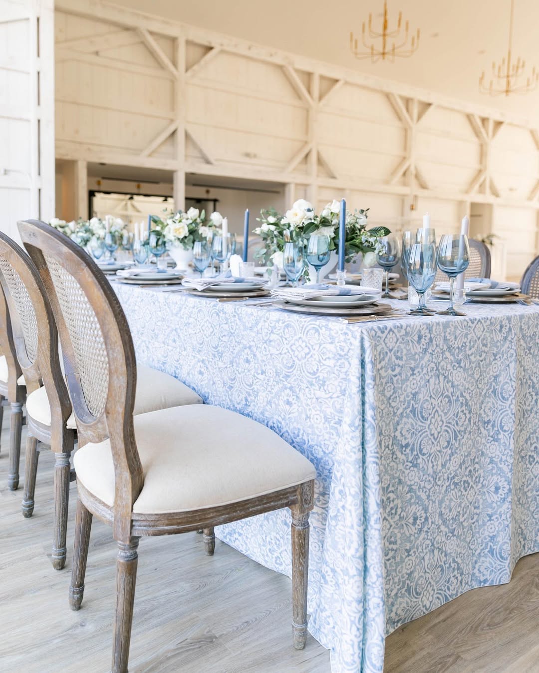 Ocean Blue Tablecloths 🌊