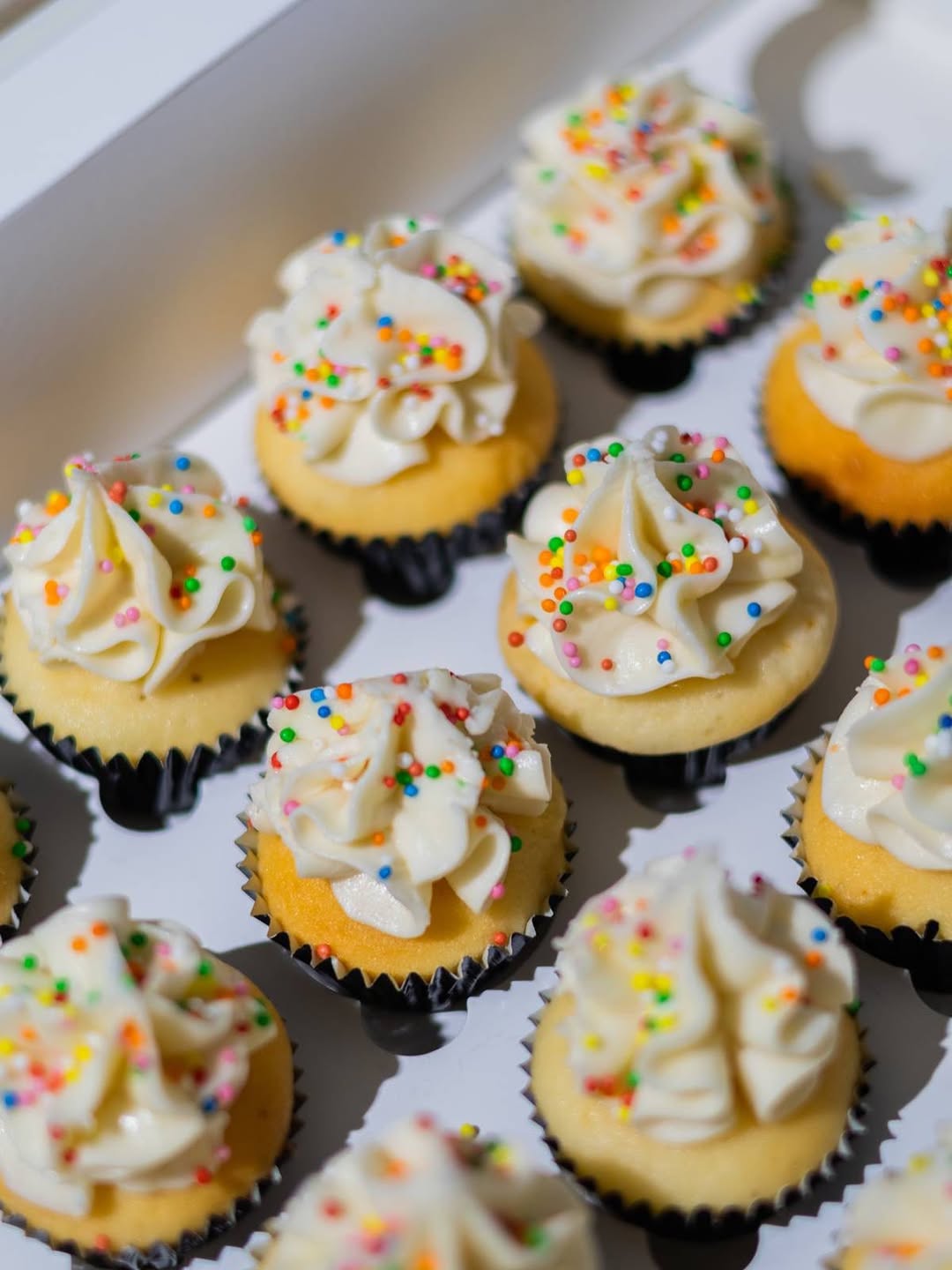 Cupcakes & Sweet Treats