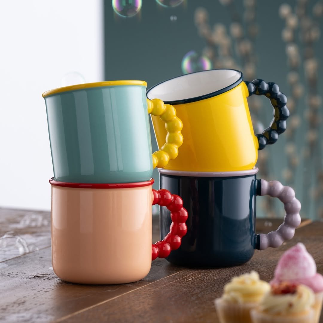 Castle-shaped teapot