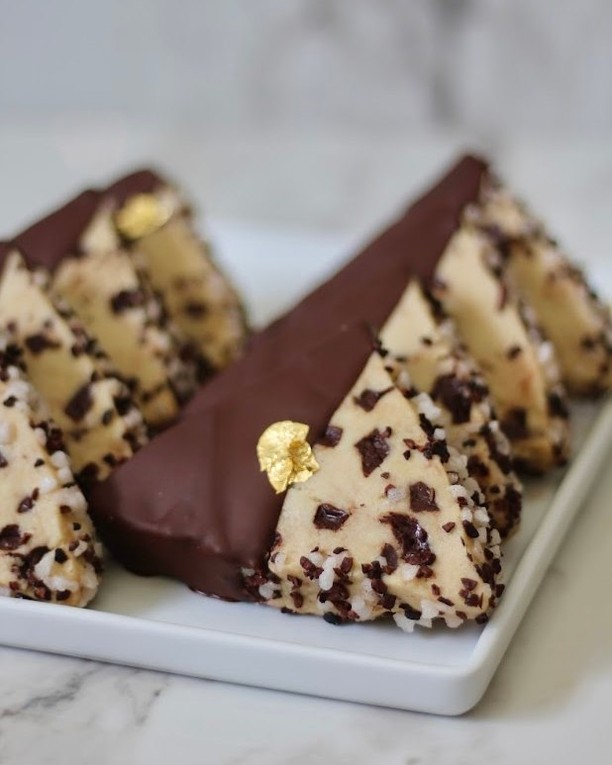 Chocolate-dipped Shortbreads