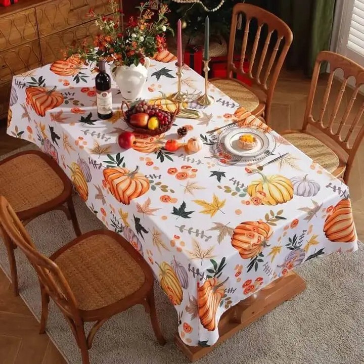 Gingham Tablecloths