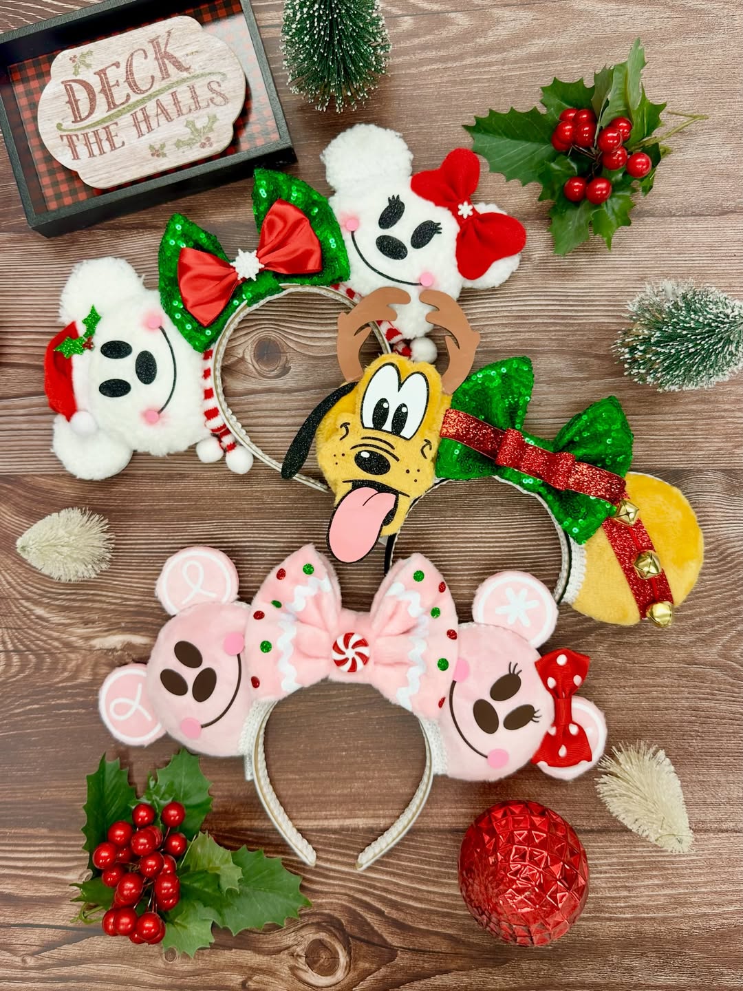 Mickey Ear Craft Station