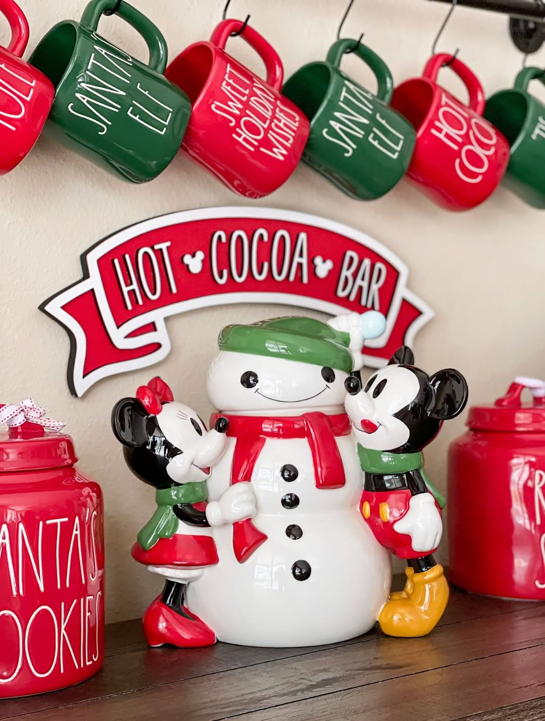Mickey Hot Chocolate Bar