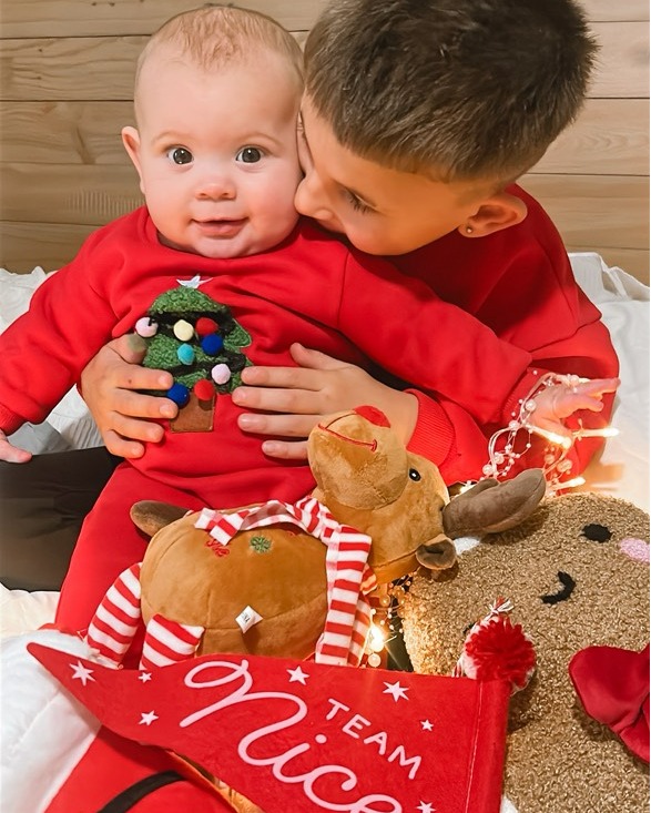 Red Christmas tree-patterned sweater
