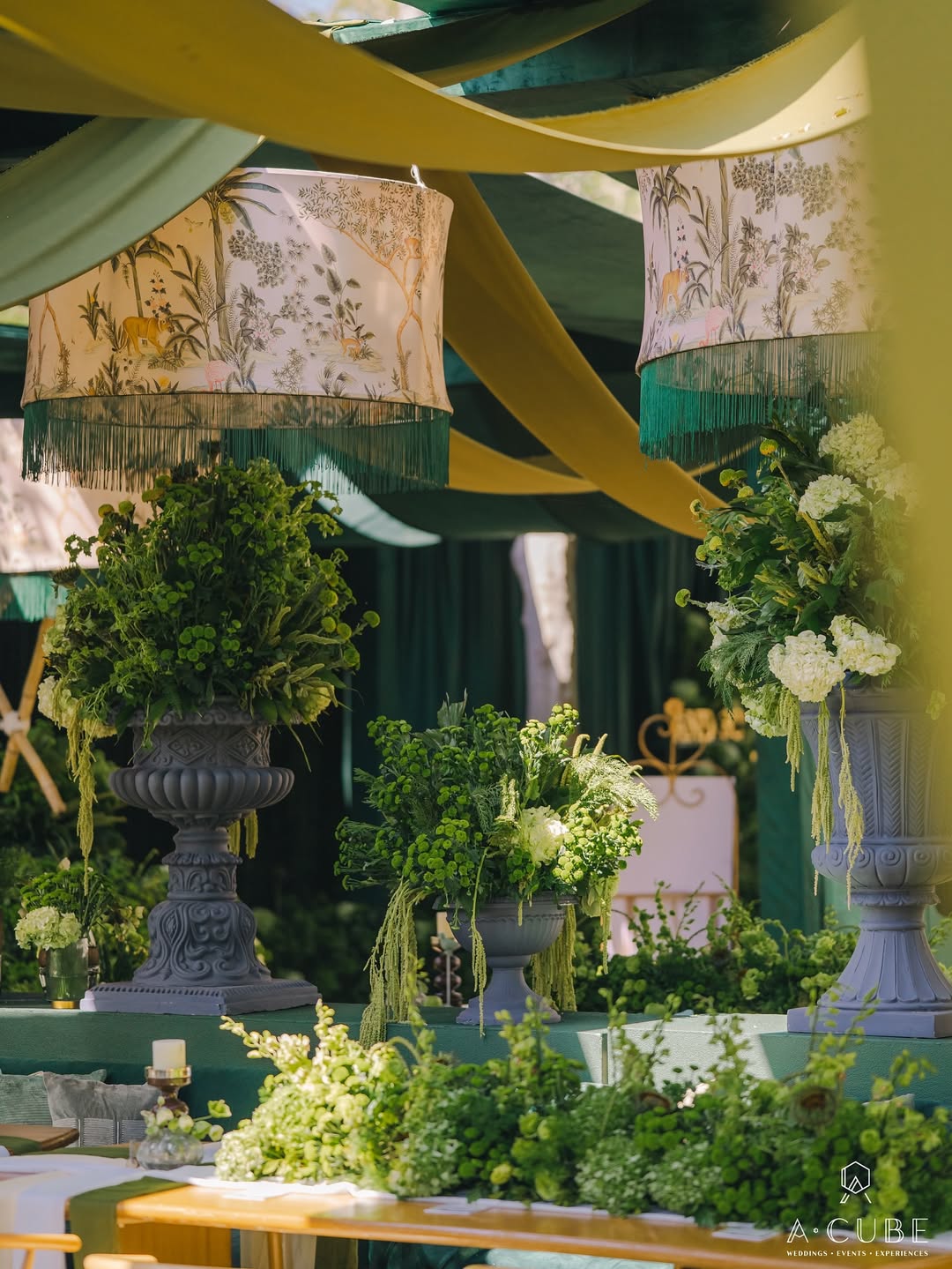 Greenery & Nature-Inspired Tables