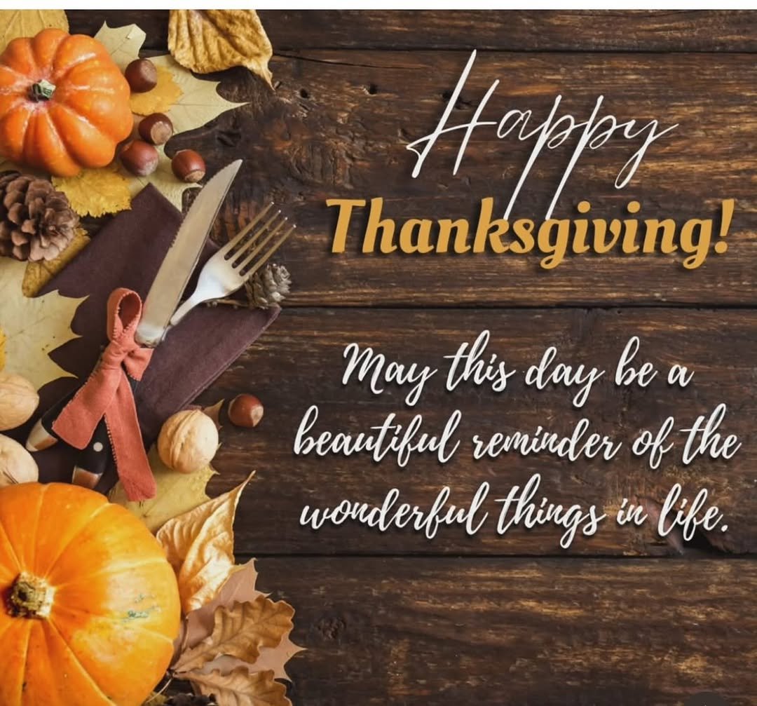 Fun Thanksgiving Sayings for Family & Friends 