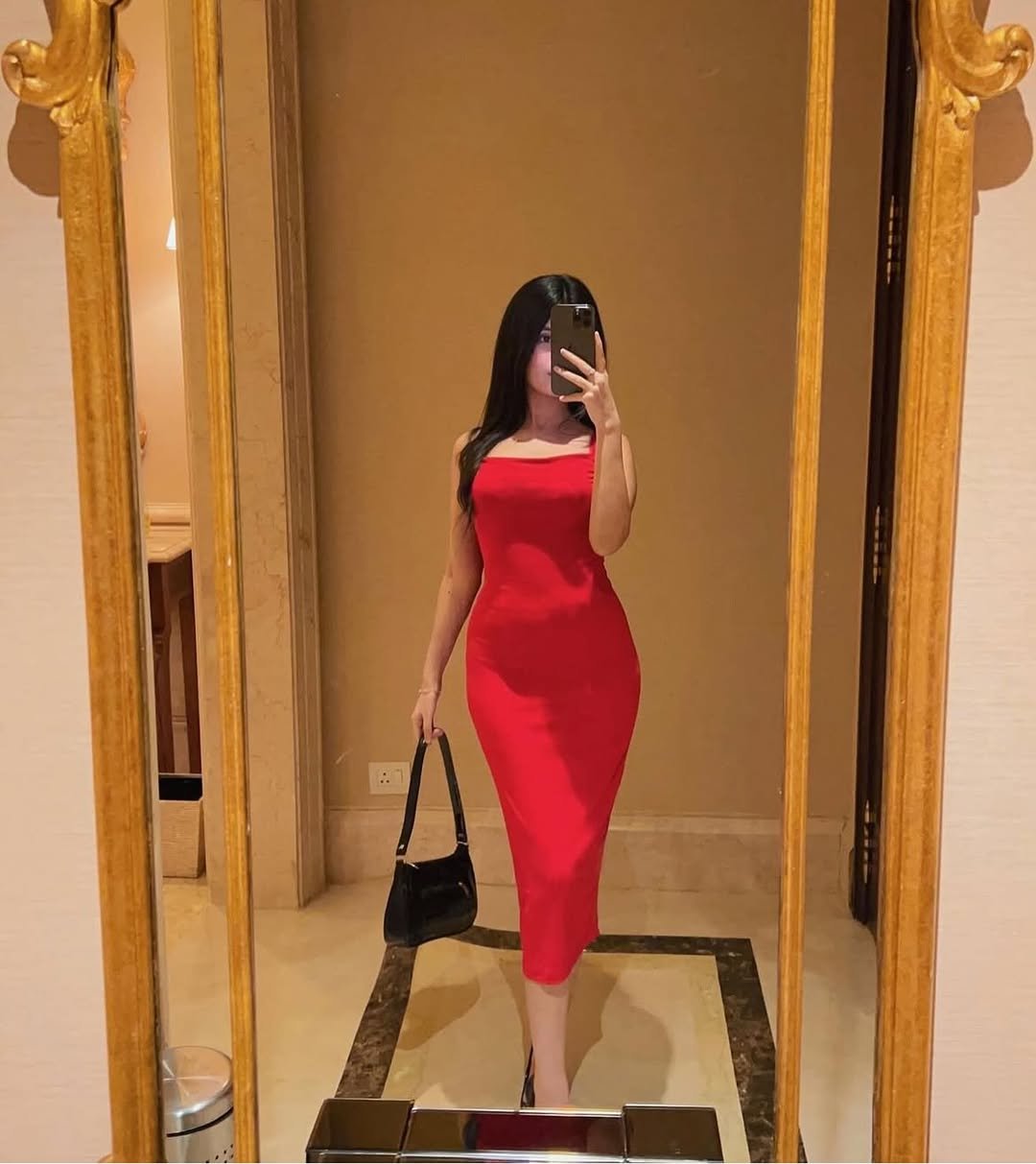 Bold & Statement 18th Birthday Dresses
