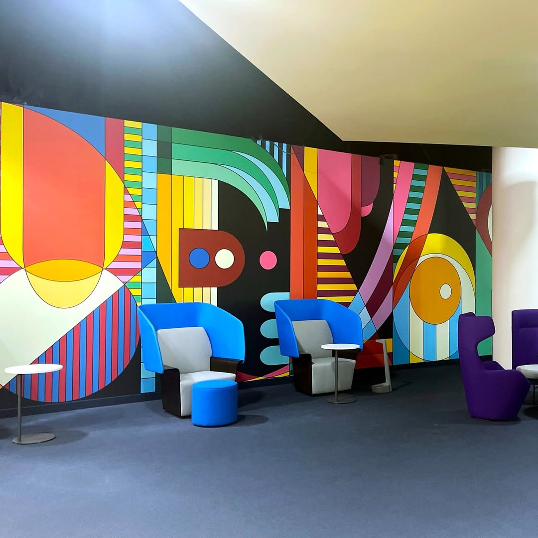 Bold Colors & Statement Walls (Section Break)