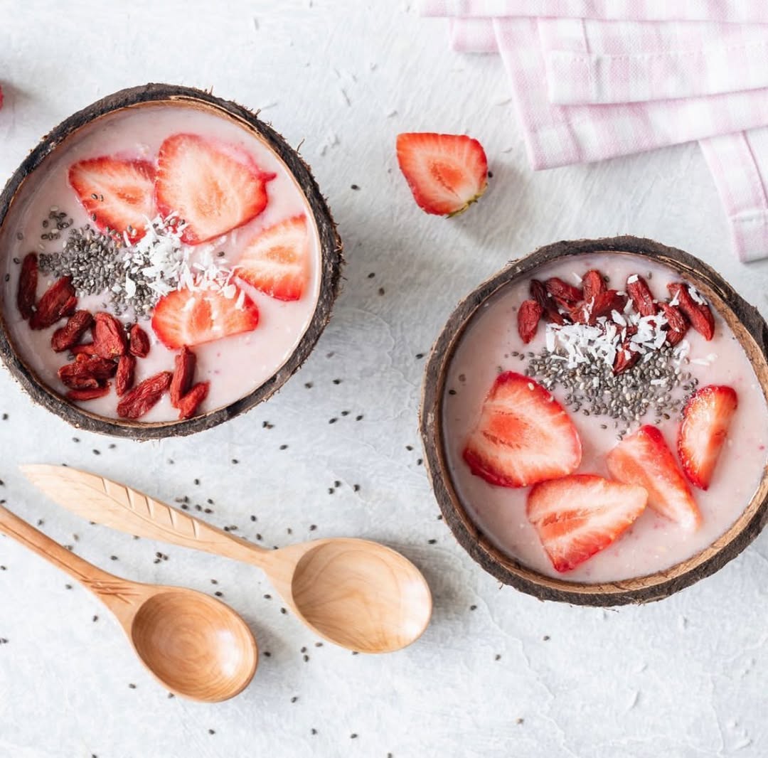 Strawberry Oats Protein Smoothie