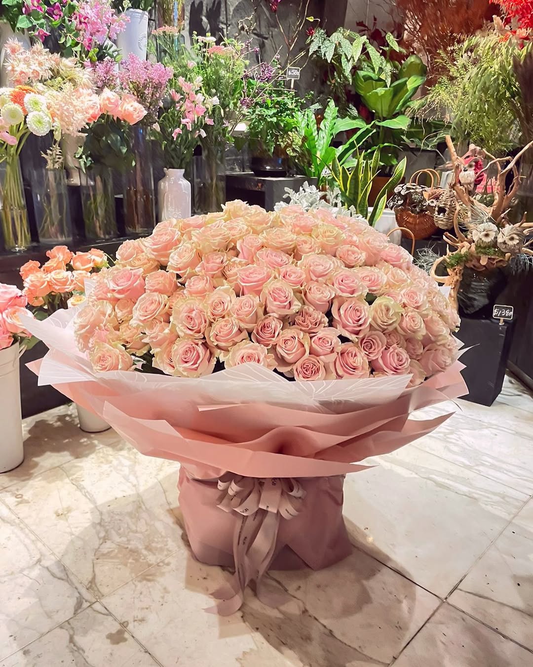 Floral Pink Decor