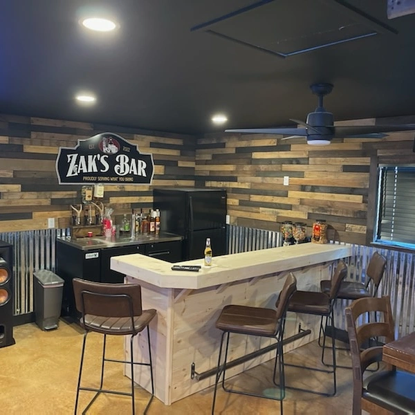 Pallet Wood Bar