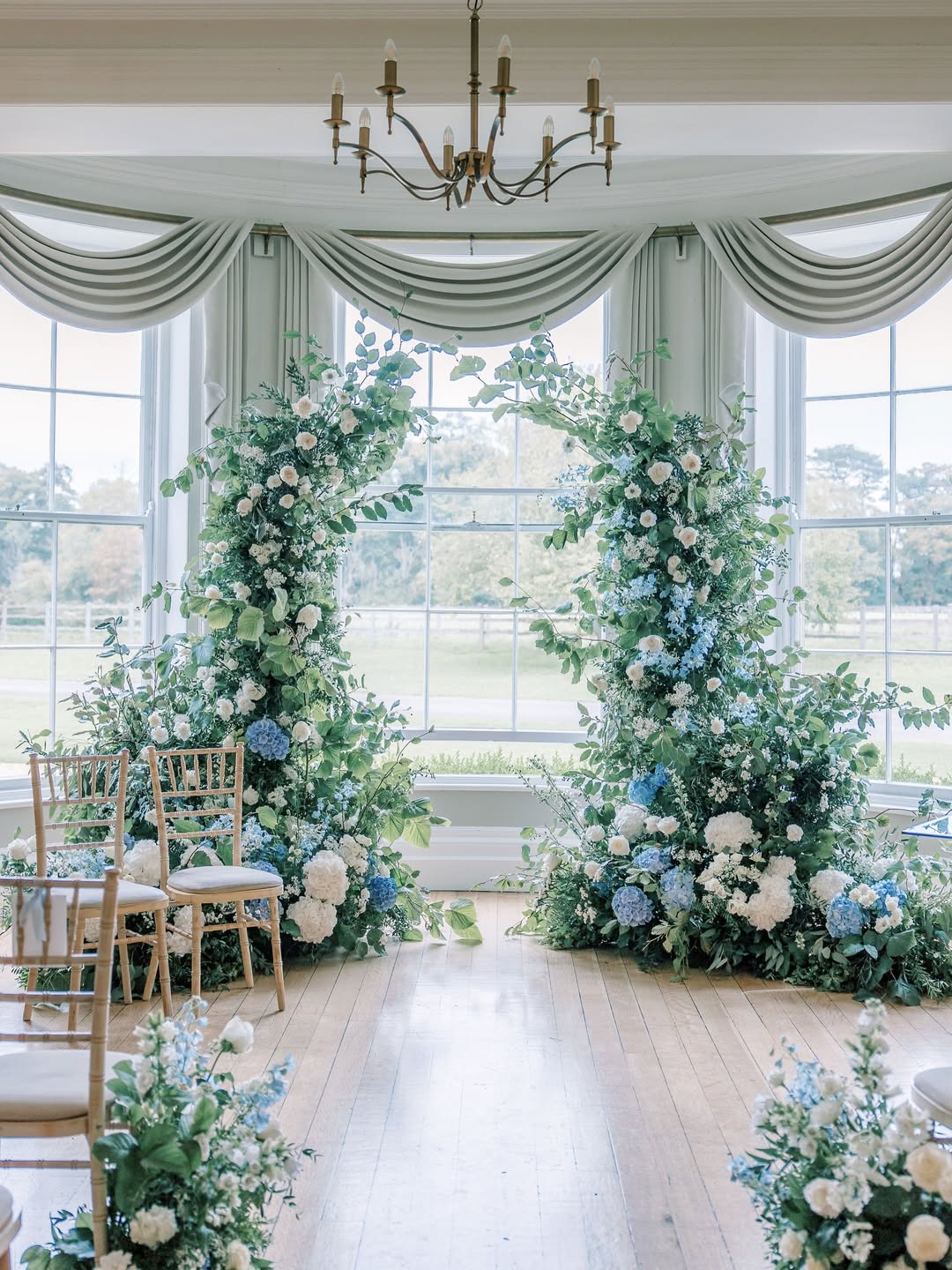 Wildflower Balloon Arch