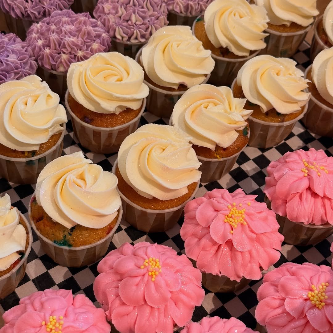 Edible Flower Cupcakes
